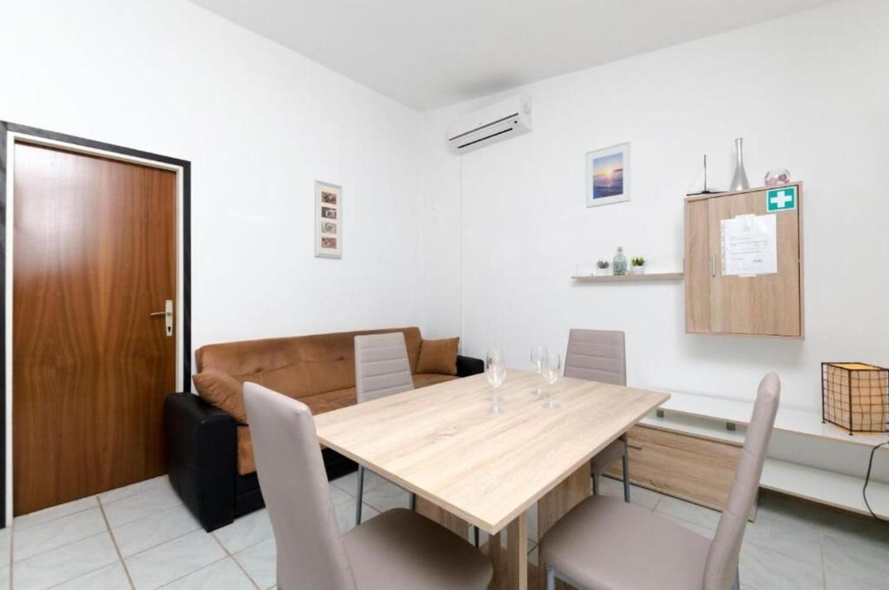 Apartment Brnabic Rogoznica  Exteriör bild